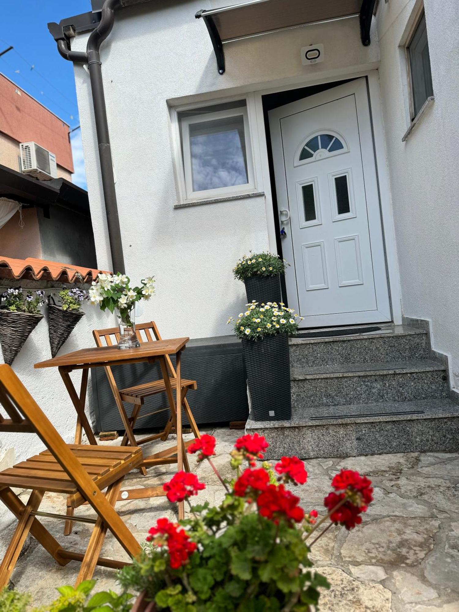 Castelli Apartment Umag Eksteriør bilde